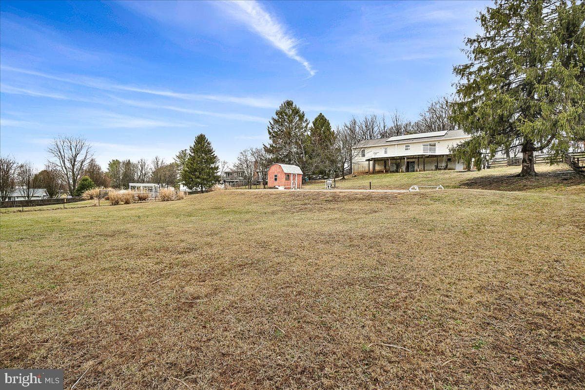 12797 Roughton photo 31
