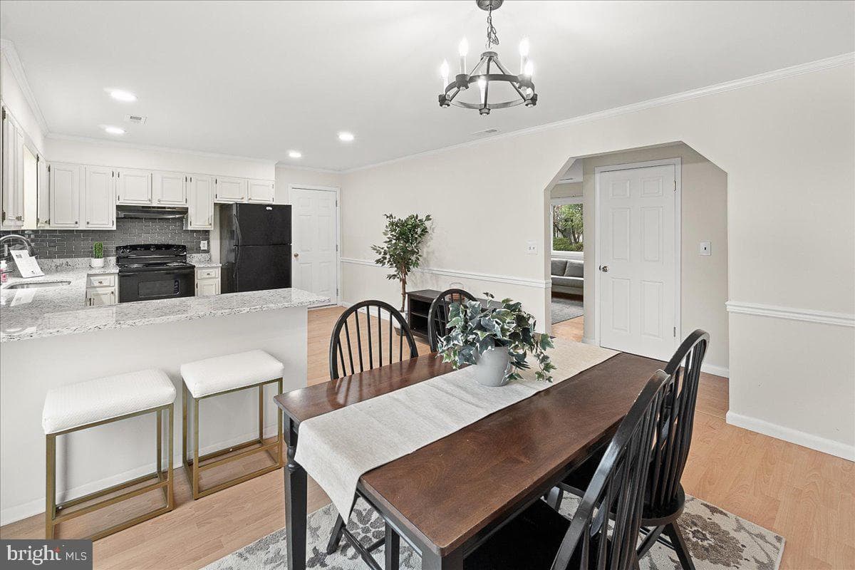 12797 Roughton photo 9