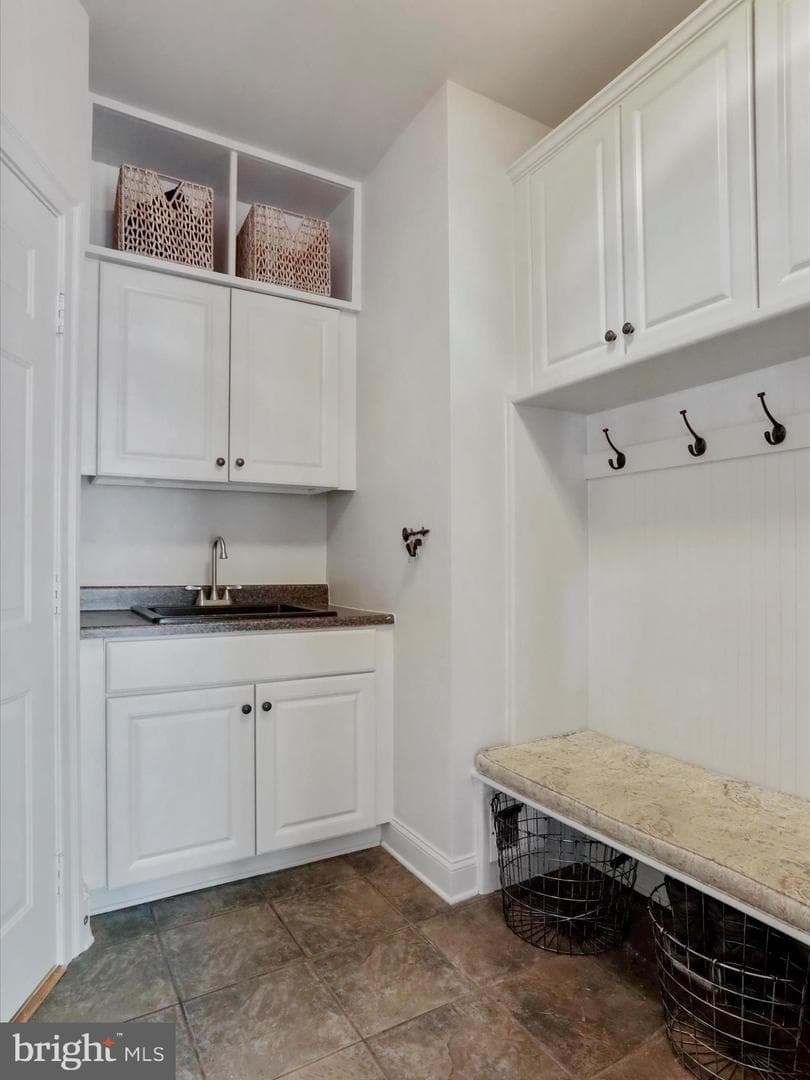 9641 Woodland Road photo 23