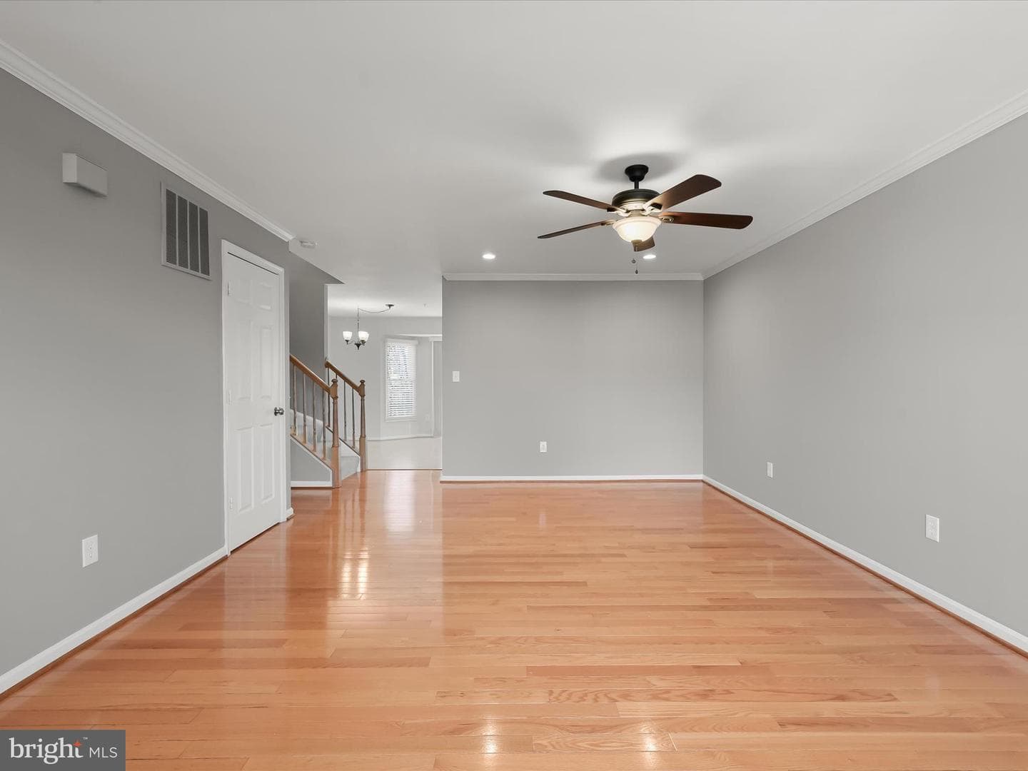 6519 N Shore Square photo 12