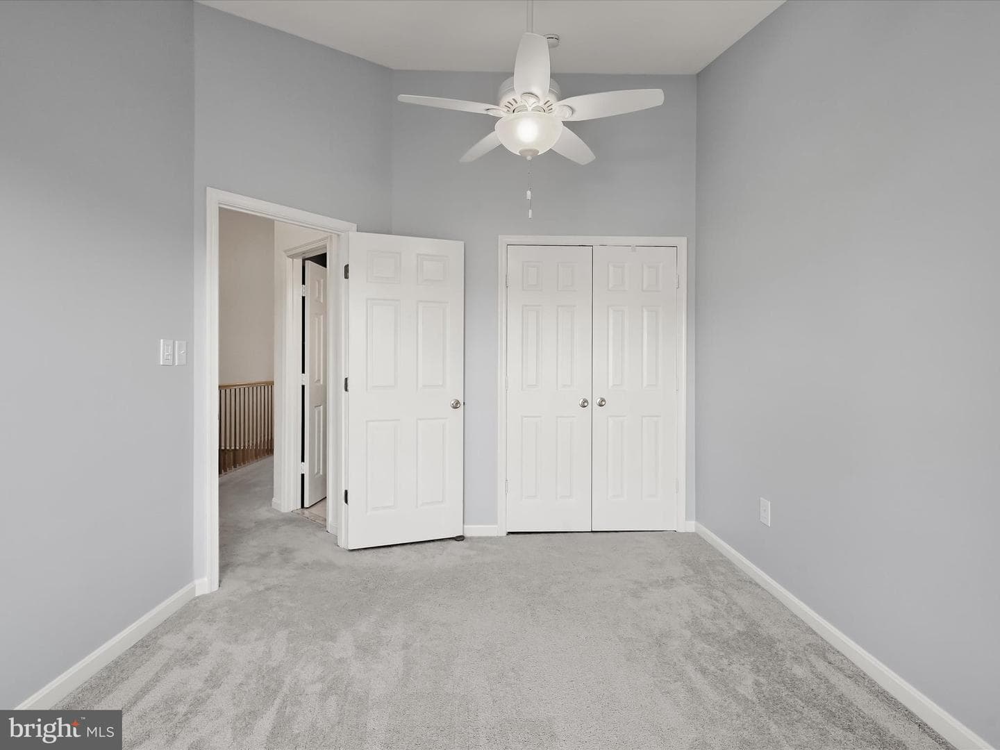 6519 N Shore Square photo 32