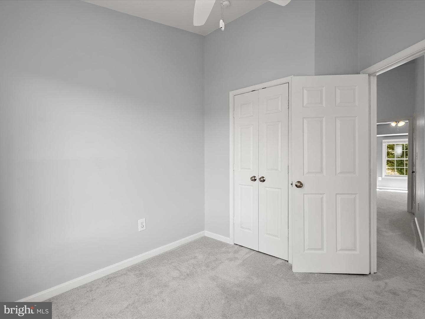 6519 N Shore Square photo 37