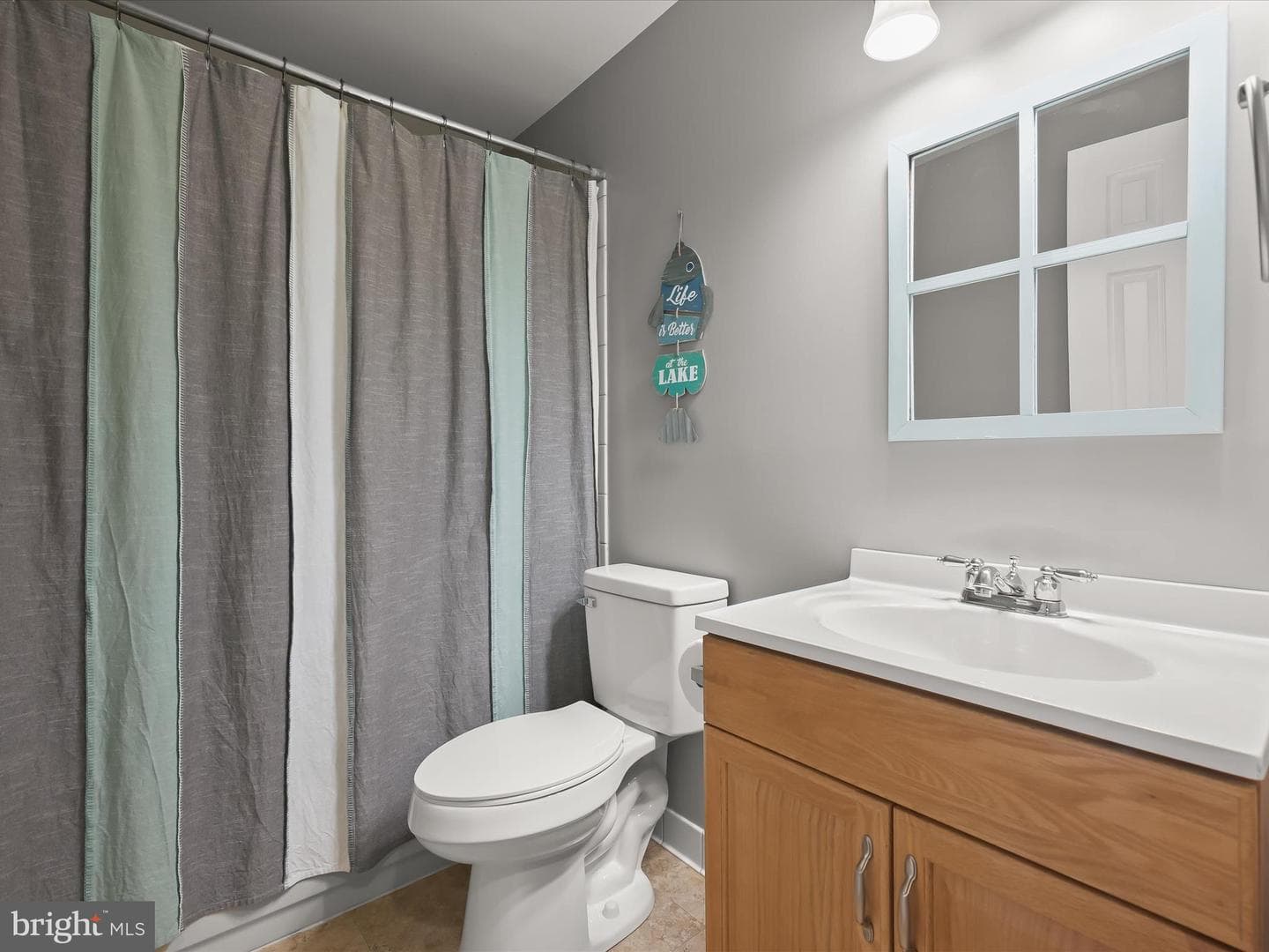 6519 N Shore Square photo 45