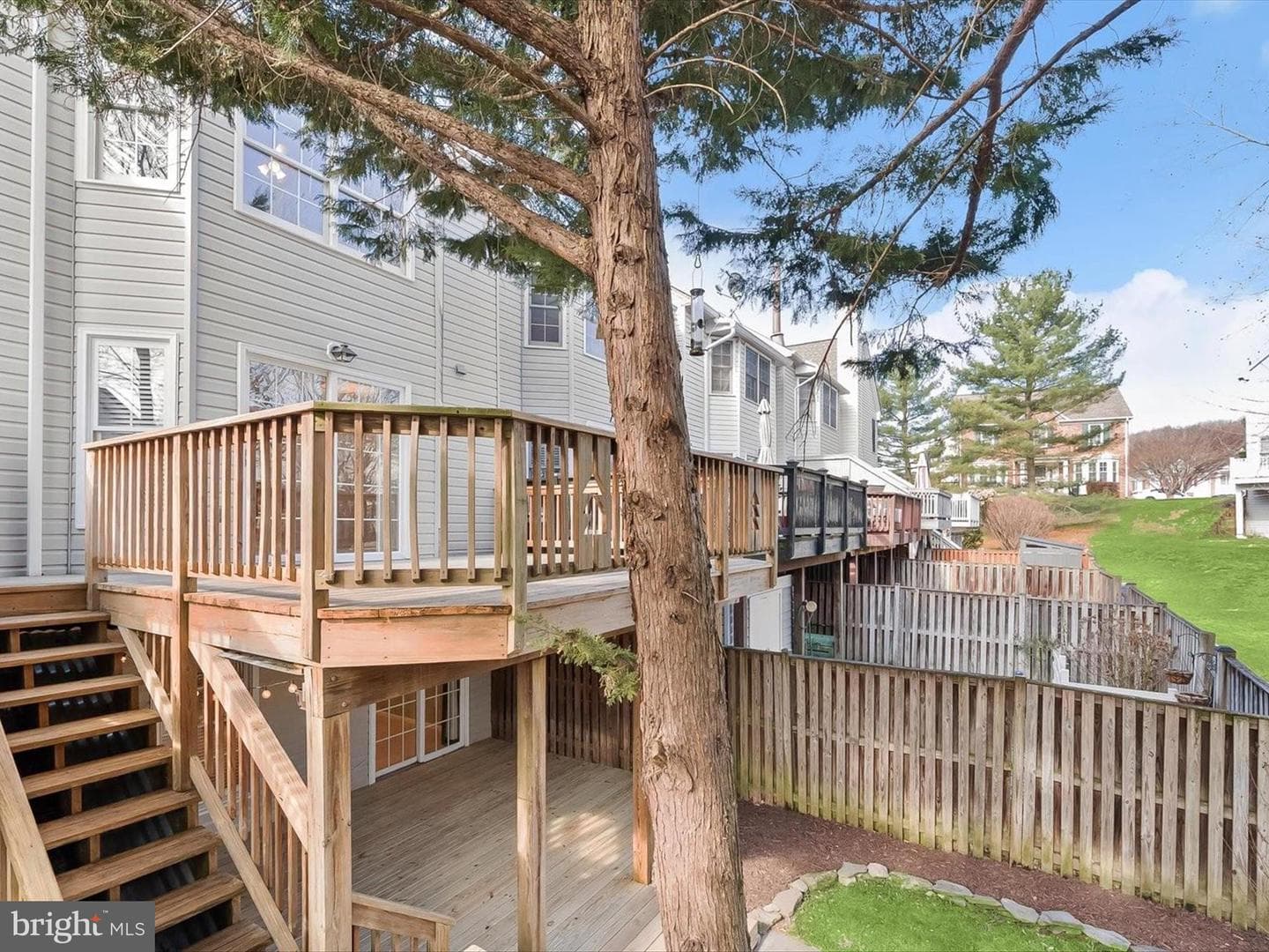 6519 N Shore Square photo 56