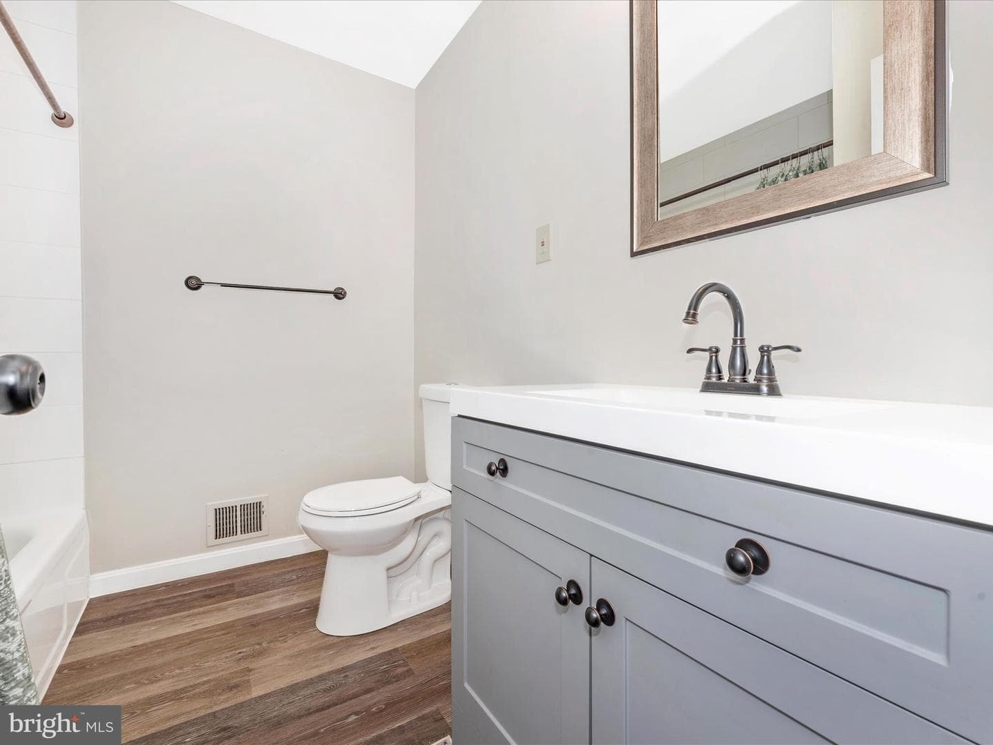 5 Boileau Court photo 33