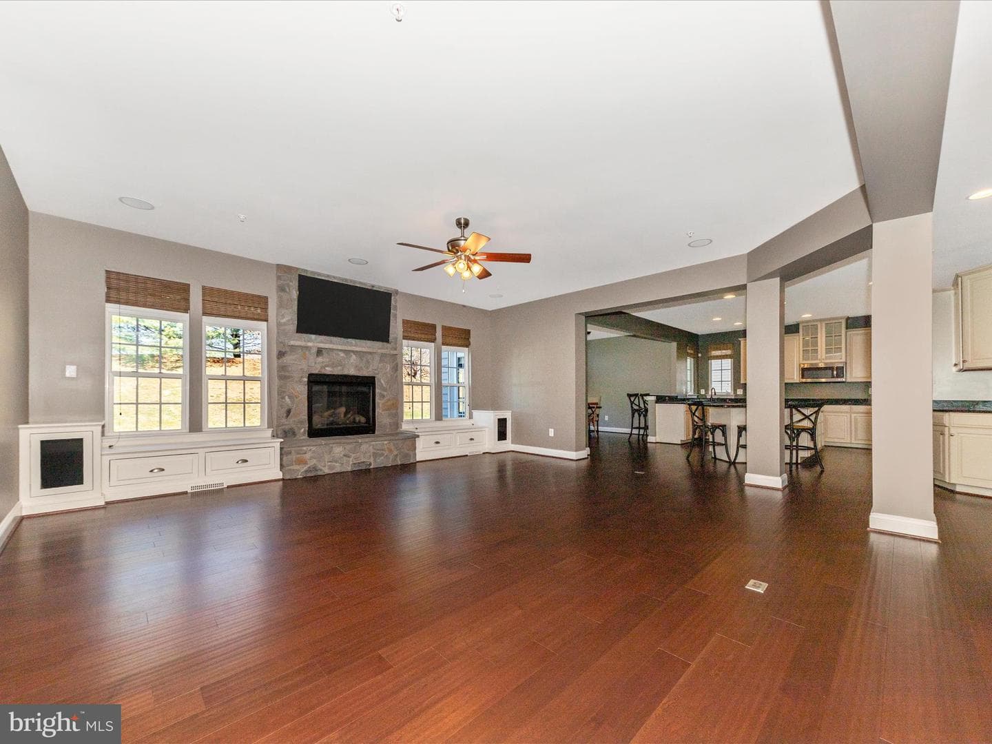 3910 Turf Court N photo 11