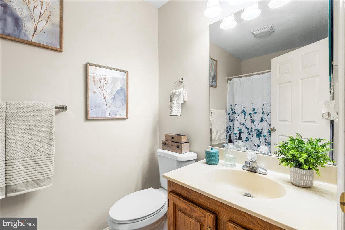 3860 Shadywood Drive #3b photo 17