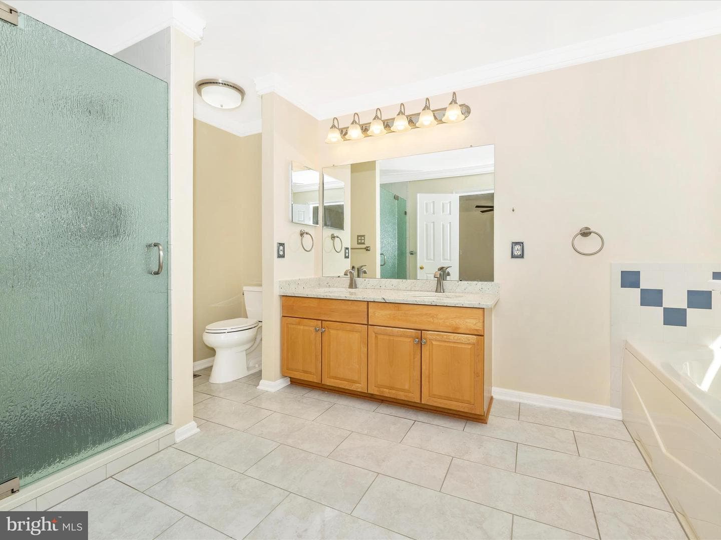 3831 Roundtree Road photo 16