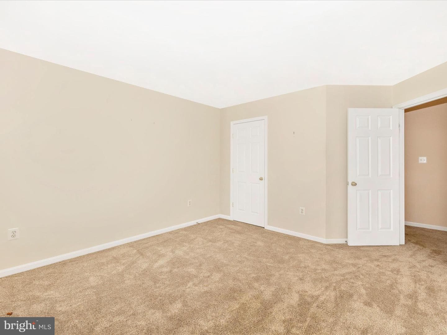 3831 Roundtree Road photo 20