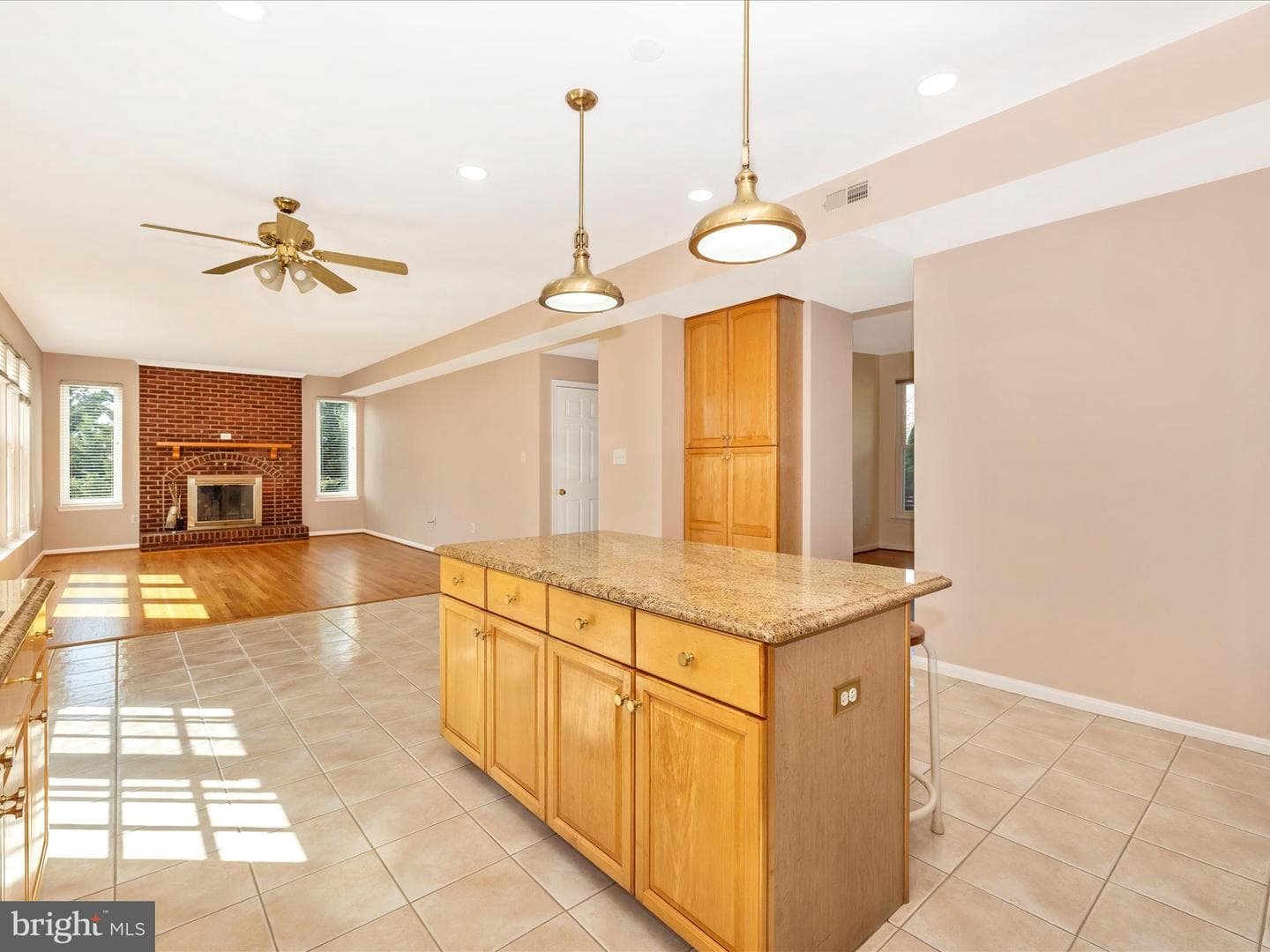 3831 Roundtree Road photo 5