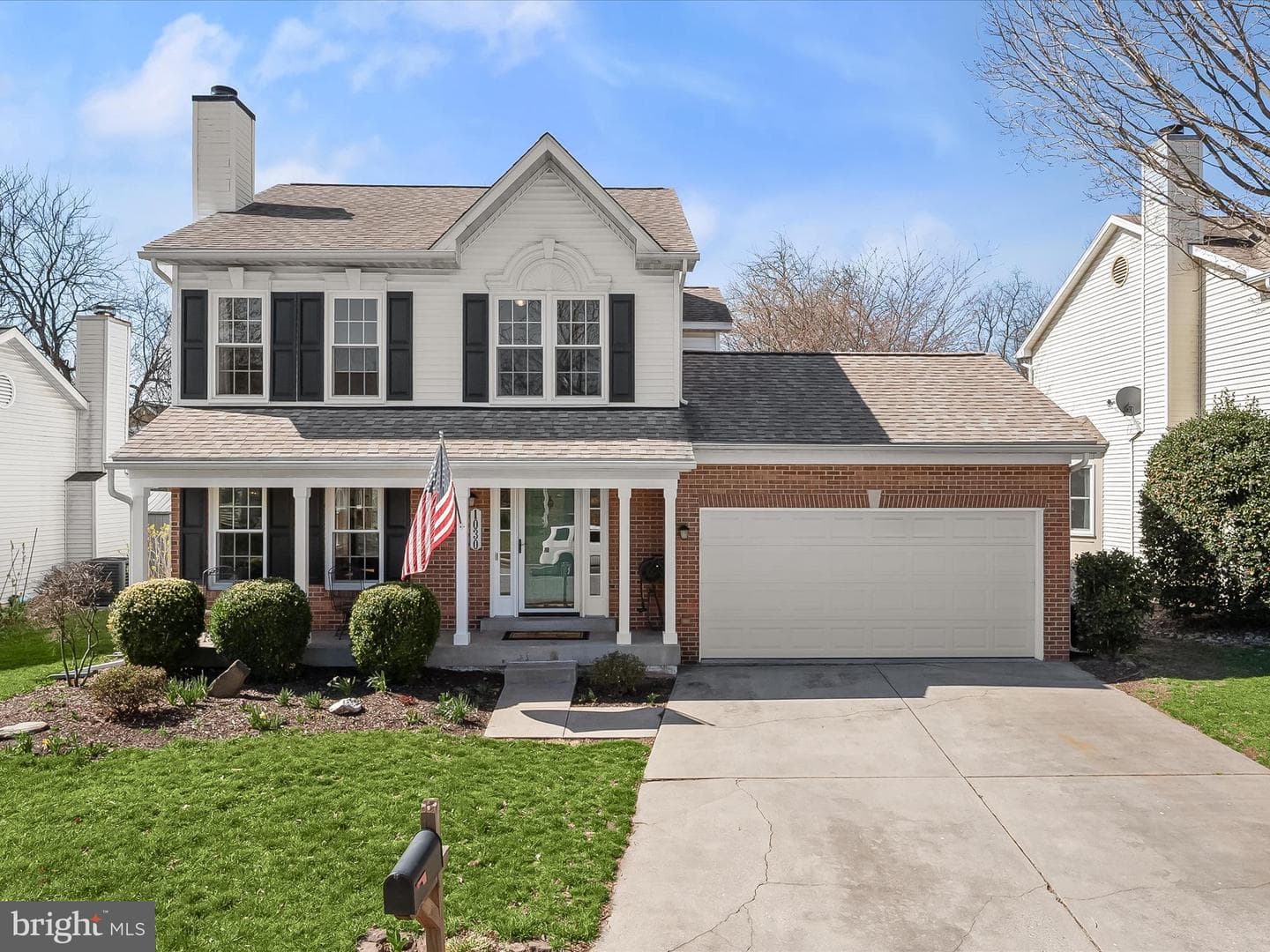 1030 Chinaberry Drive photo 1