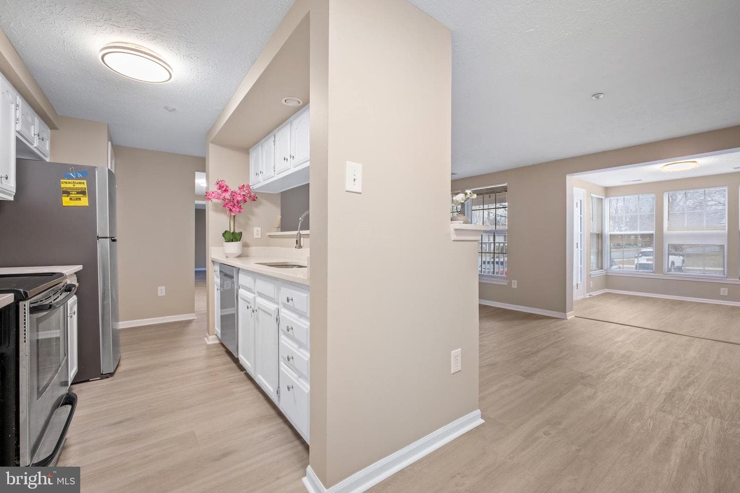607 Himes Avenue #104 photo 10