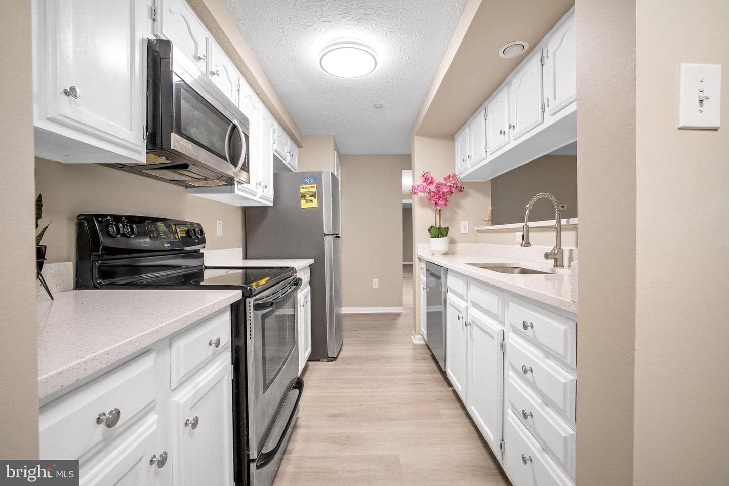 607 Himes Avenue #104 photo 11