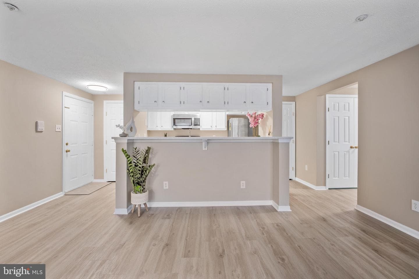 607 Himes Avenue #104 photo 14