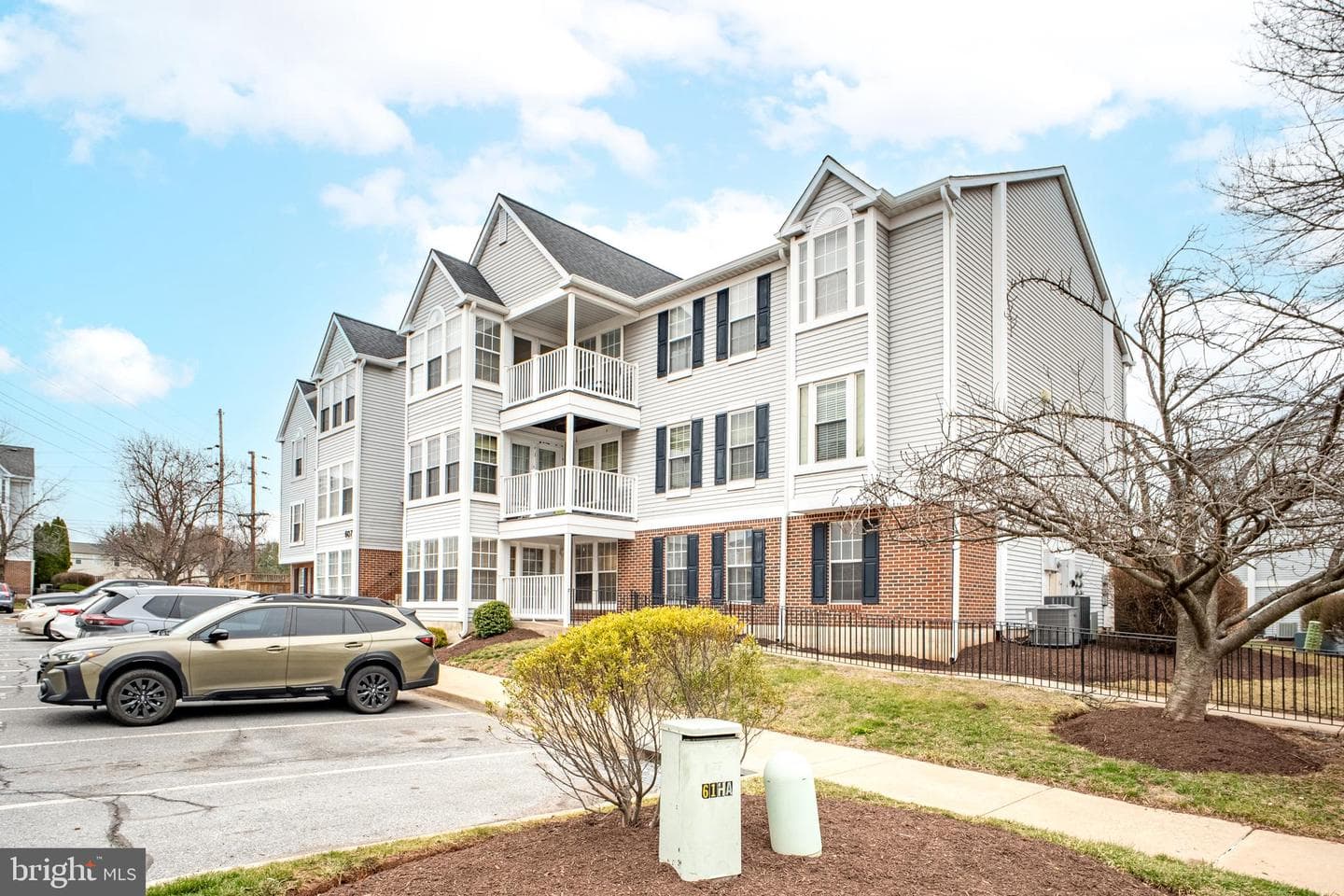 607 Himes Avenue #104 photo 3