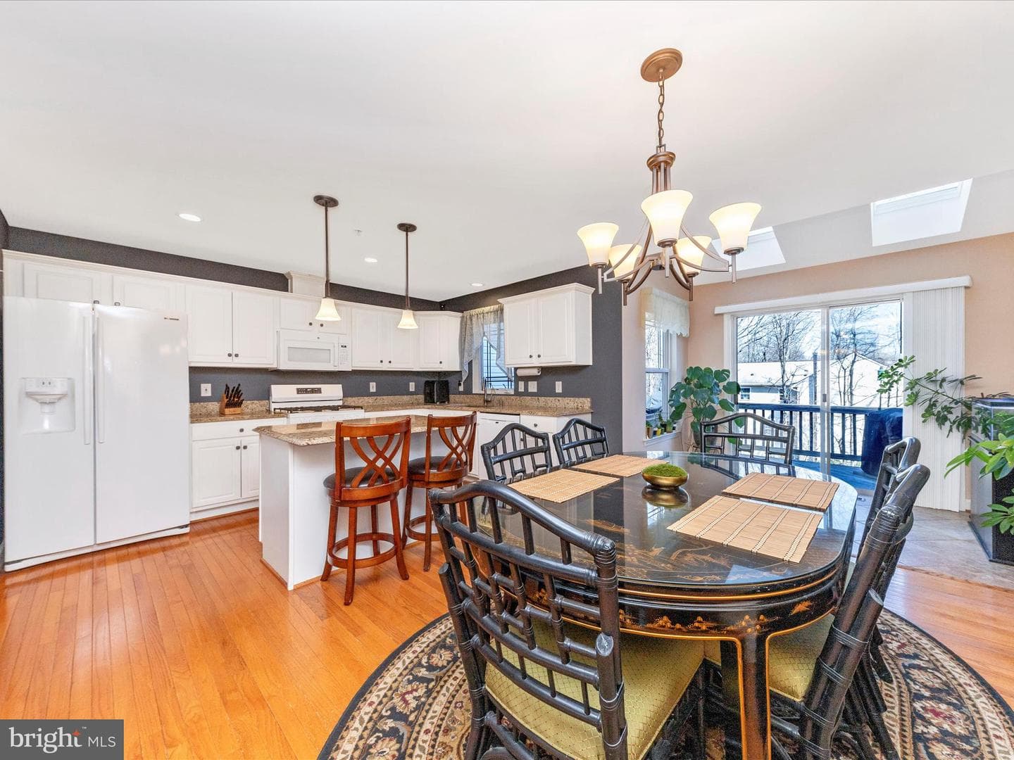305 Willowglen photo 10