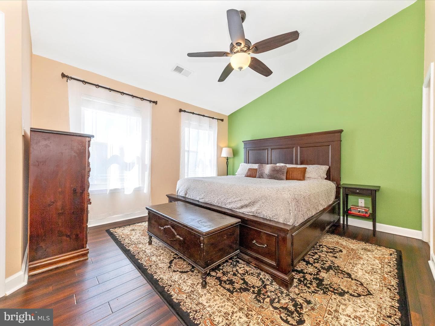 305 Willowglen photo 13