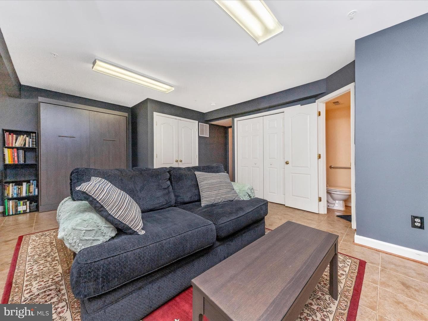305 Willowglen photo 26