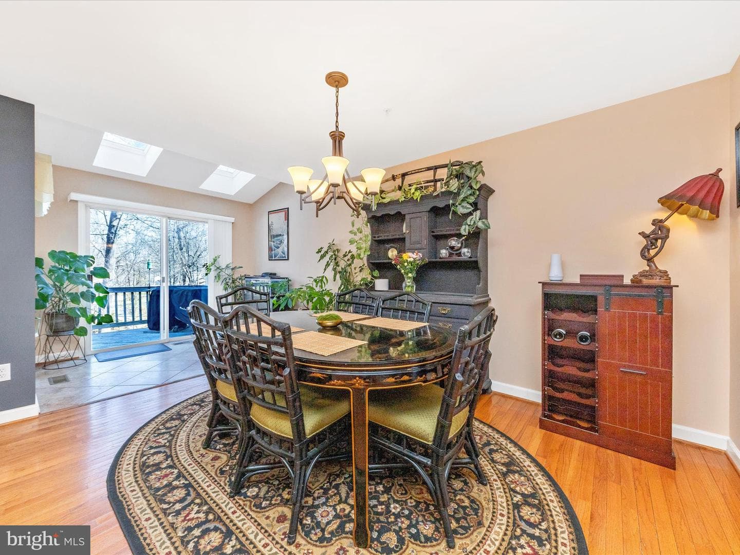 305 Willowglen photo 8