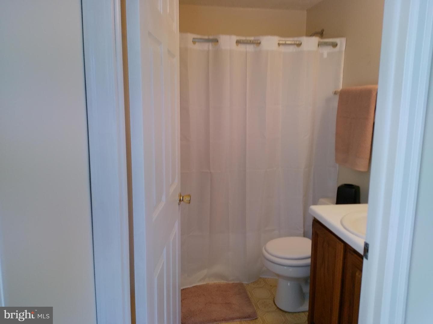 811 Stratford Way #a photo 16
