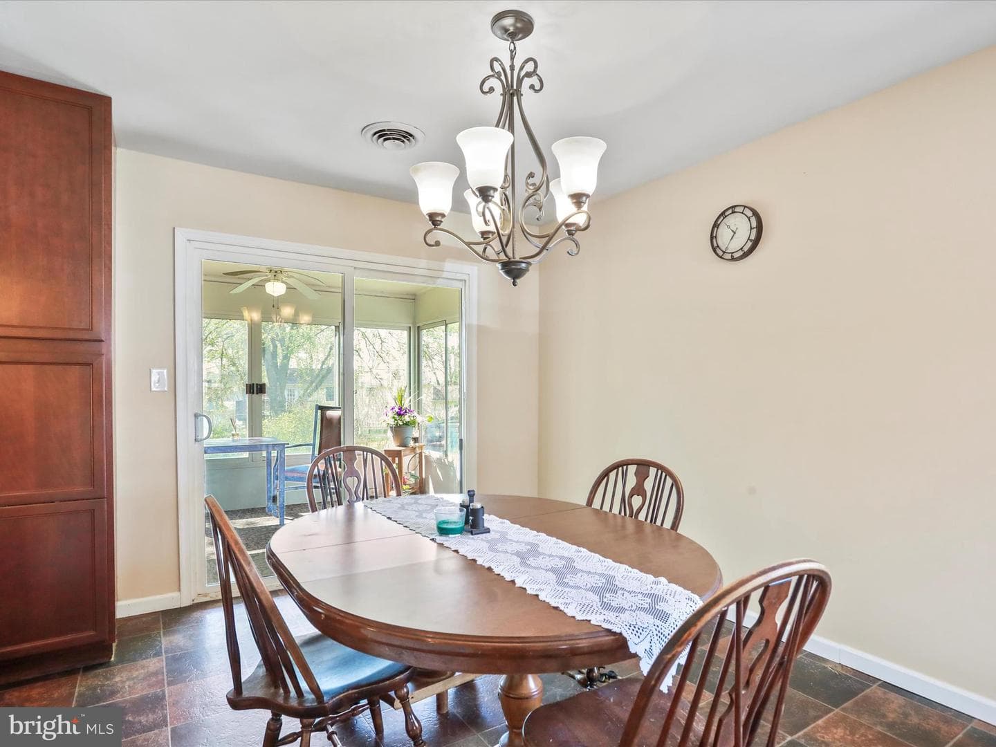 202 Glade Boulevard photo 11
