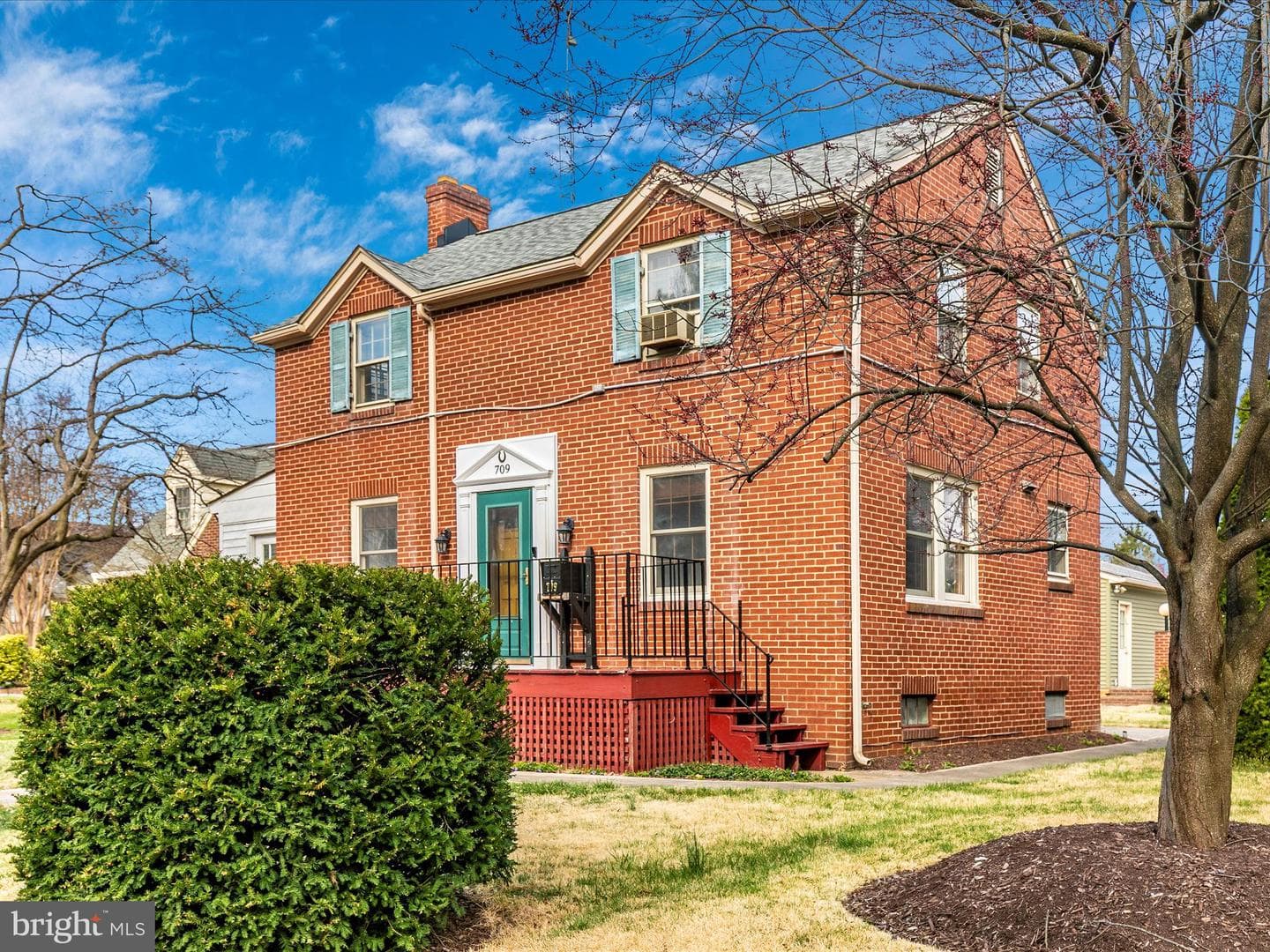 709 Magnolia Avenue photo 45