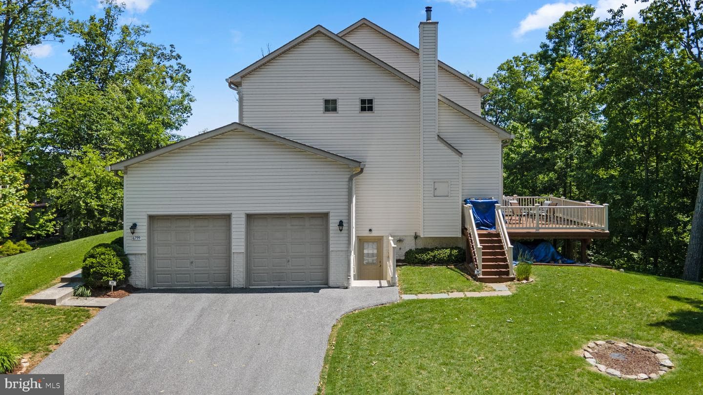 6799 Oakrise Road photo 3