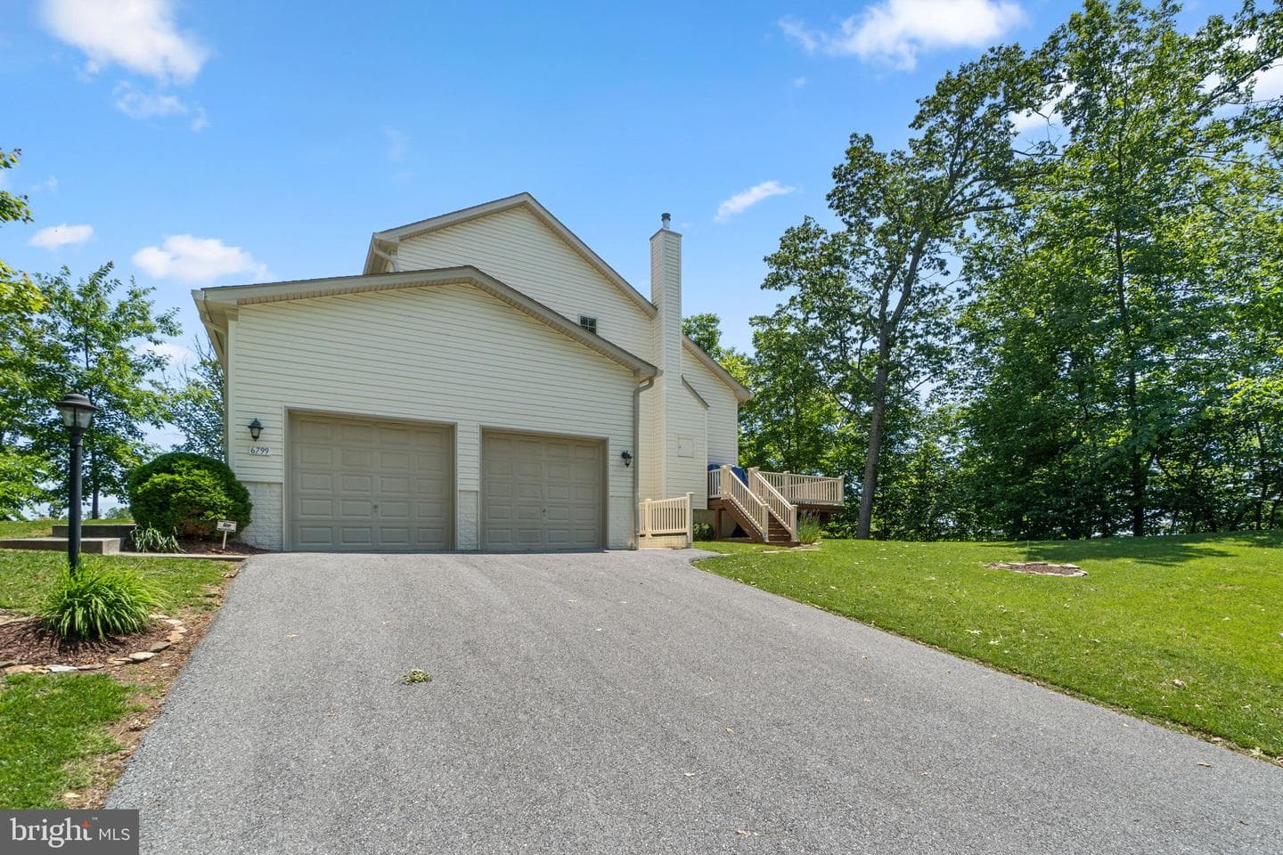 6799 Oakrise Road photo 4
