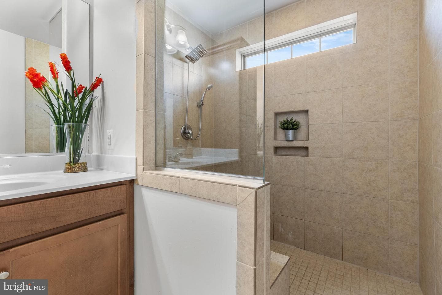 6552 Britannic Place photo 20