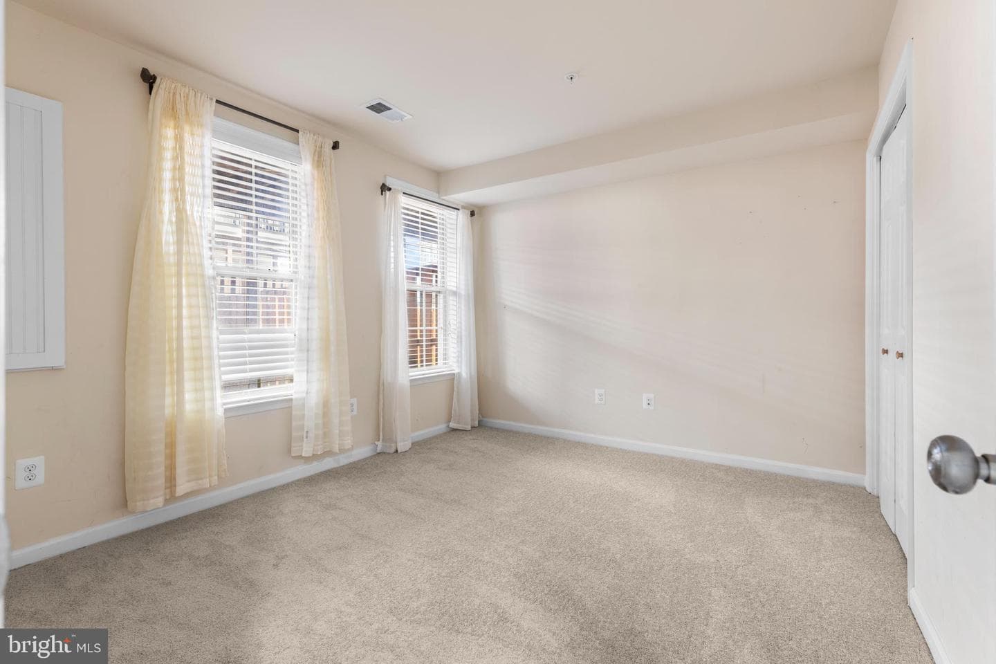 6552 Britannic Place photo 28