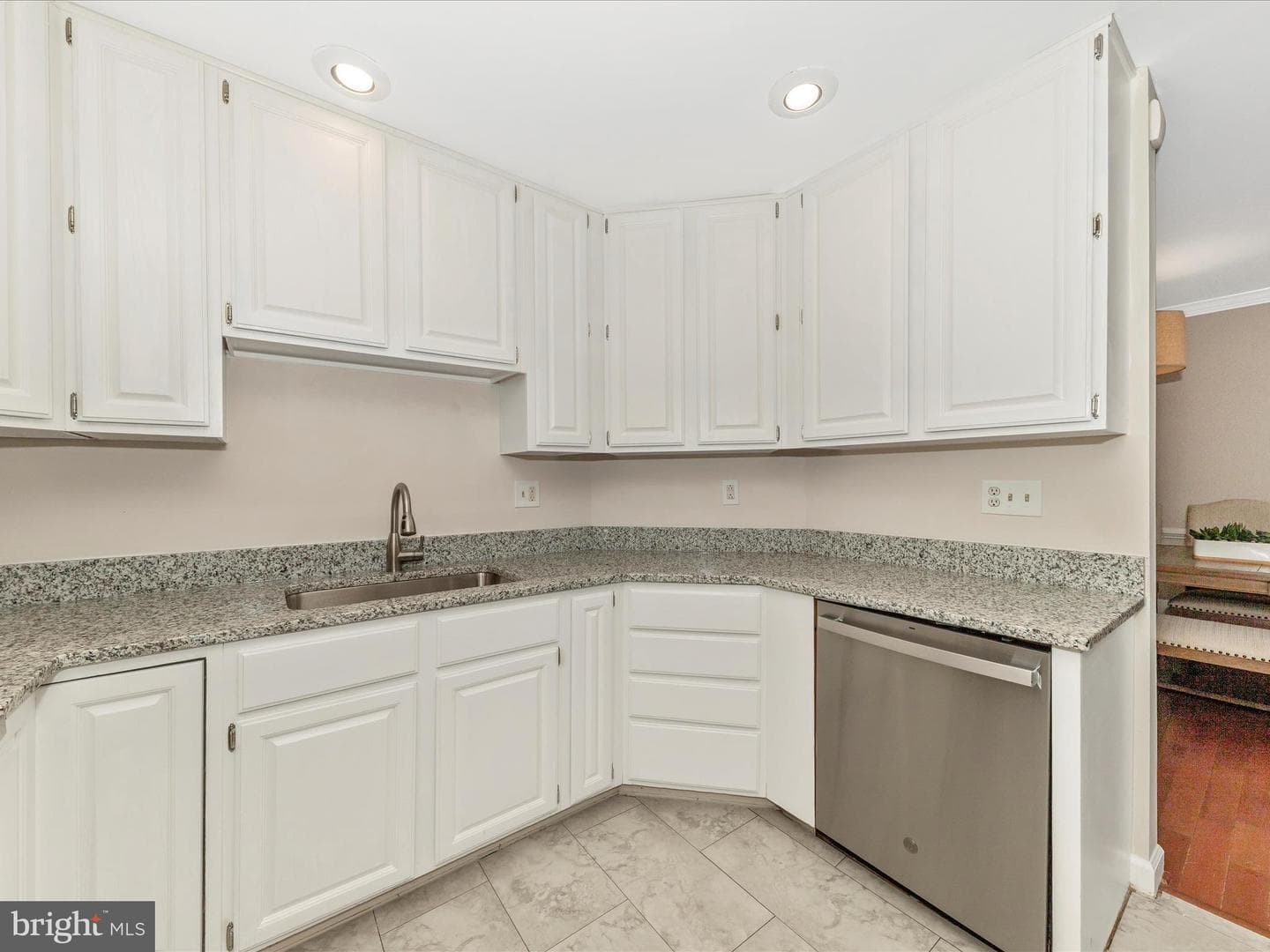 6093 Baldridge Court photo 13