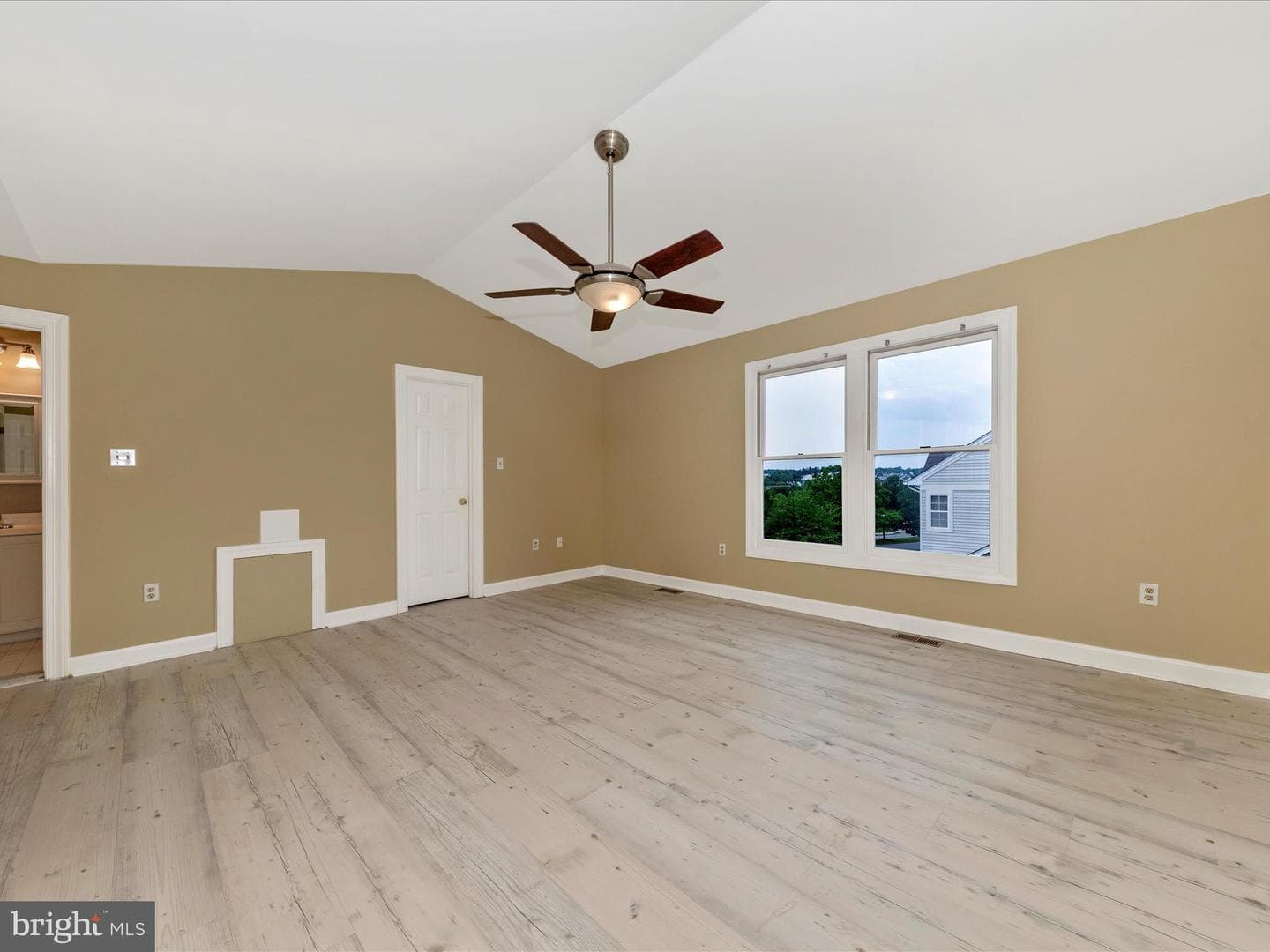 6093 Baldridge Court photo 22