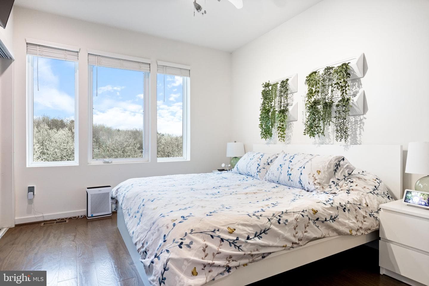 1524 Trafalgar Lane photo 30
