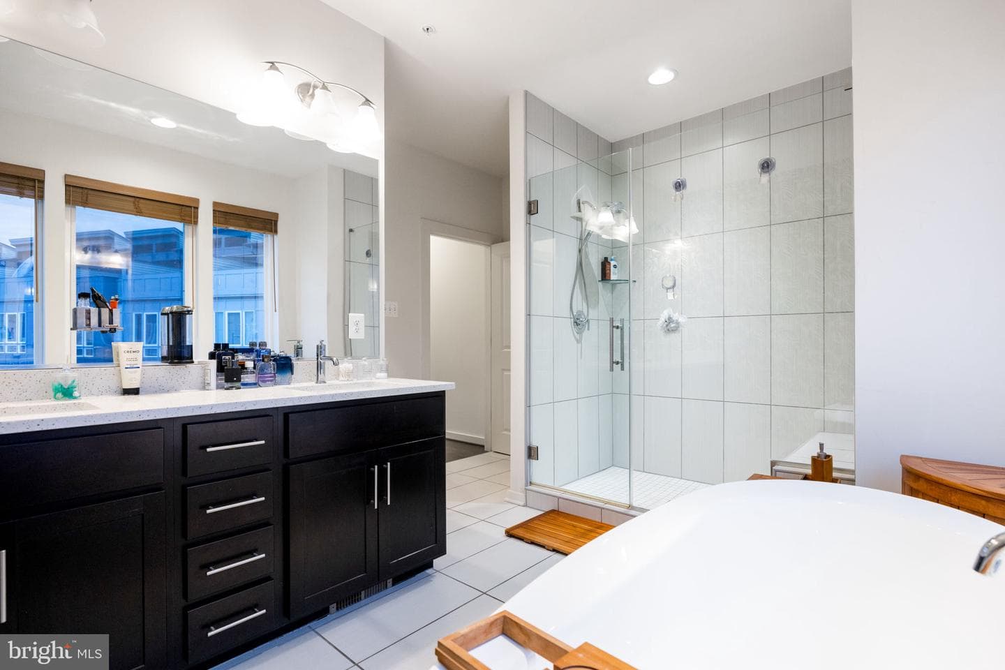 1524 Trafalgar Lane photo 36