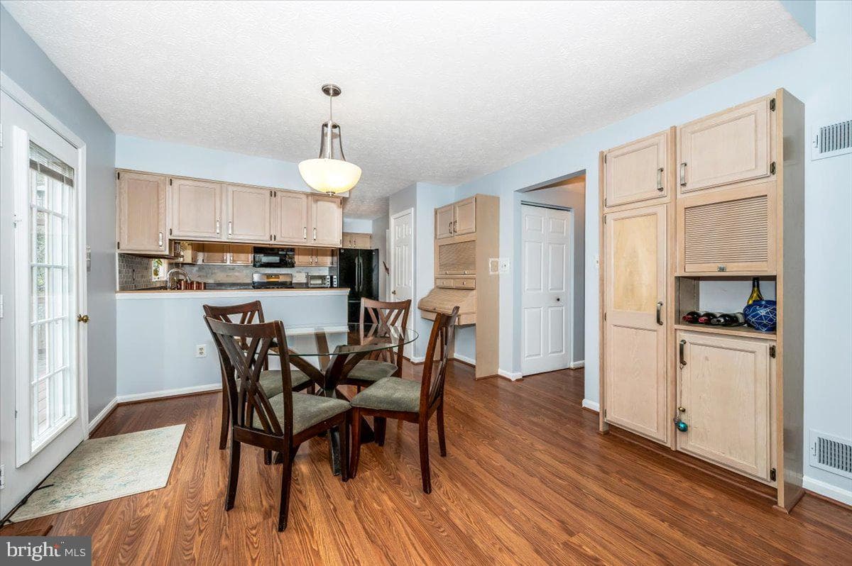 6022 Douglas Avenue photo 21