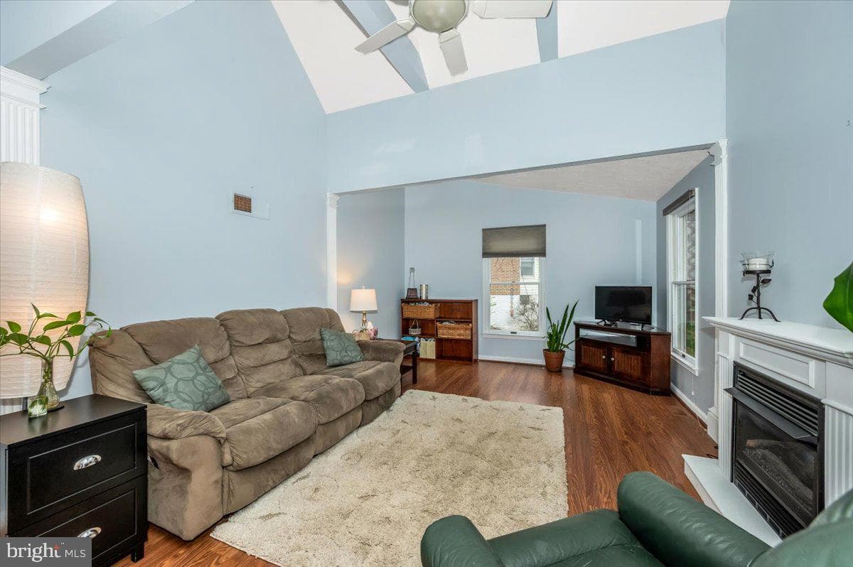 6022 Douglas Avenue photo 23