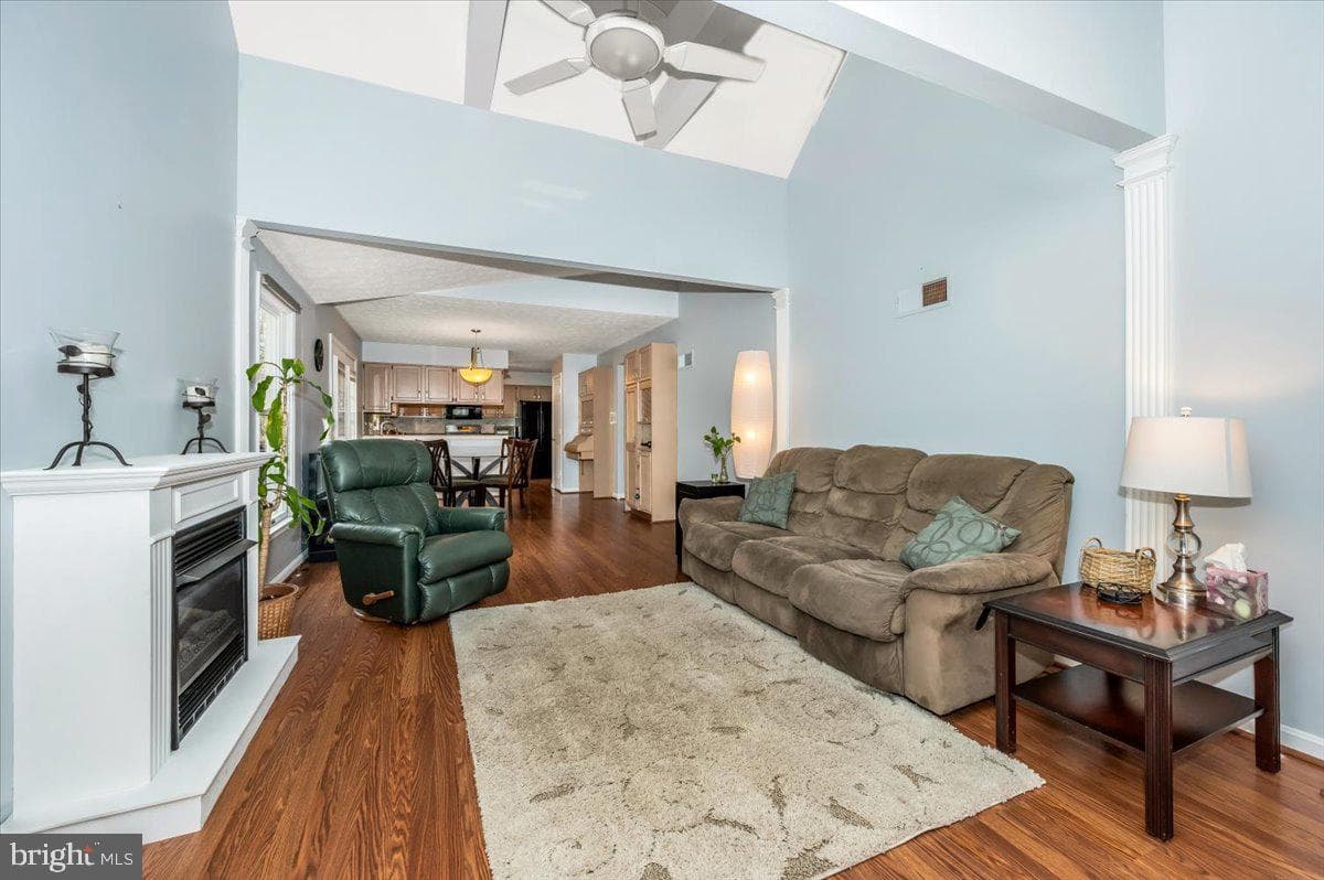 6022 Douglas Avenue photo 26