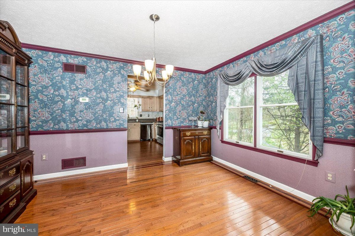 6022 Douglas Avenue photo 29