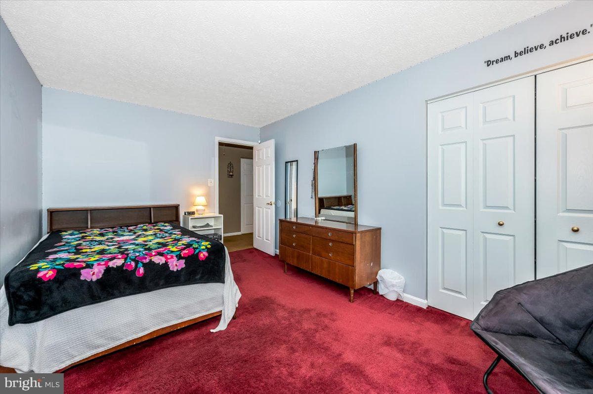 6022 Douglas Avenue photo 37