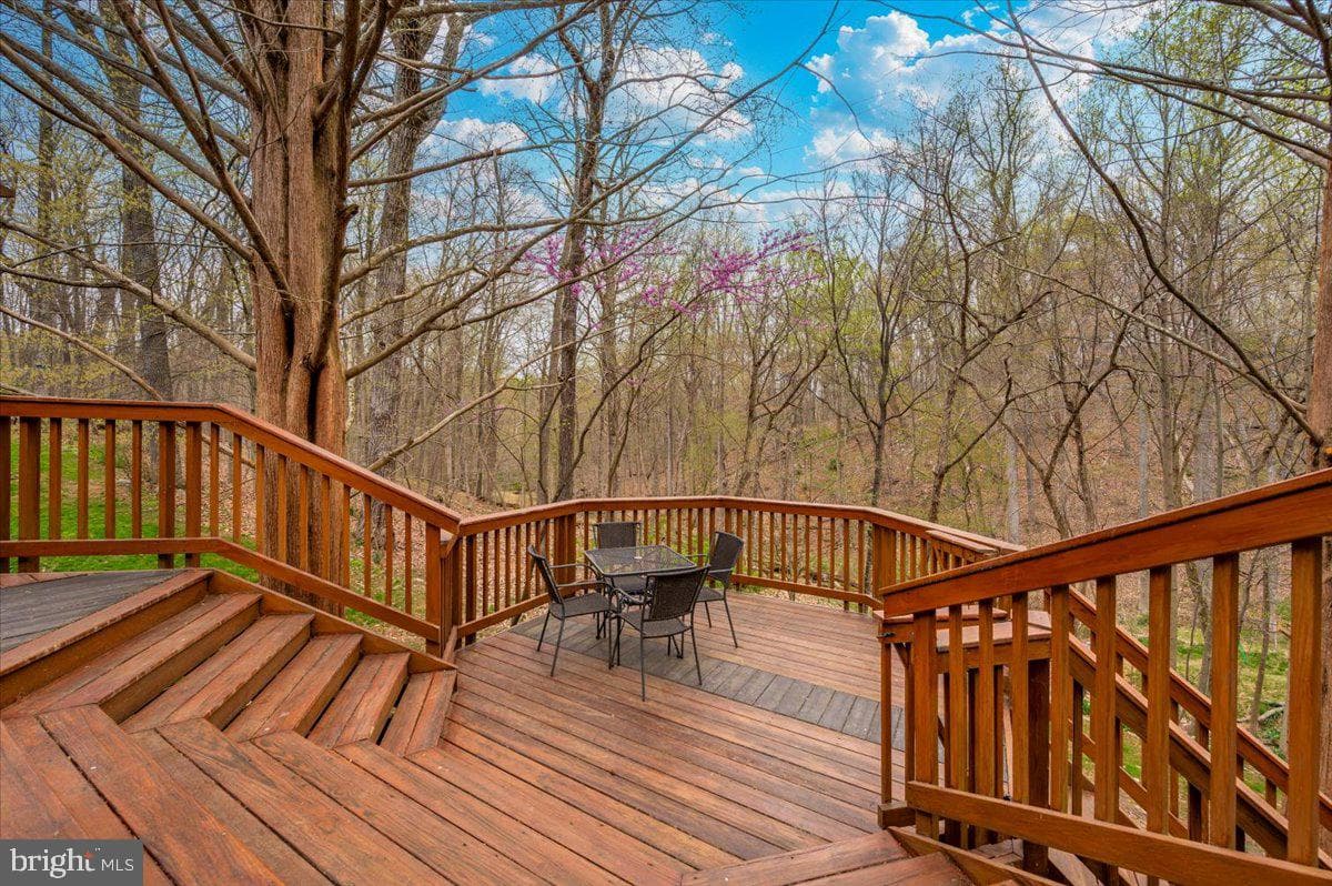 6022 Douglas Avenue photo 46
