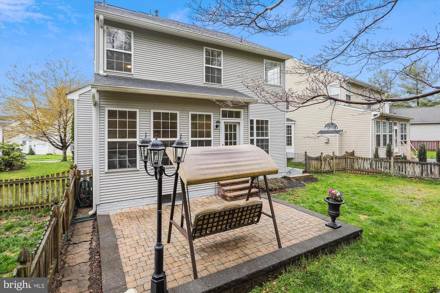 9731 Fleetwood Way photo 2