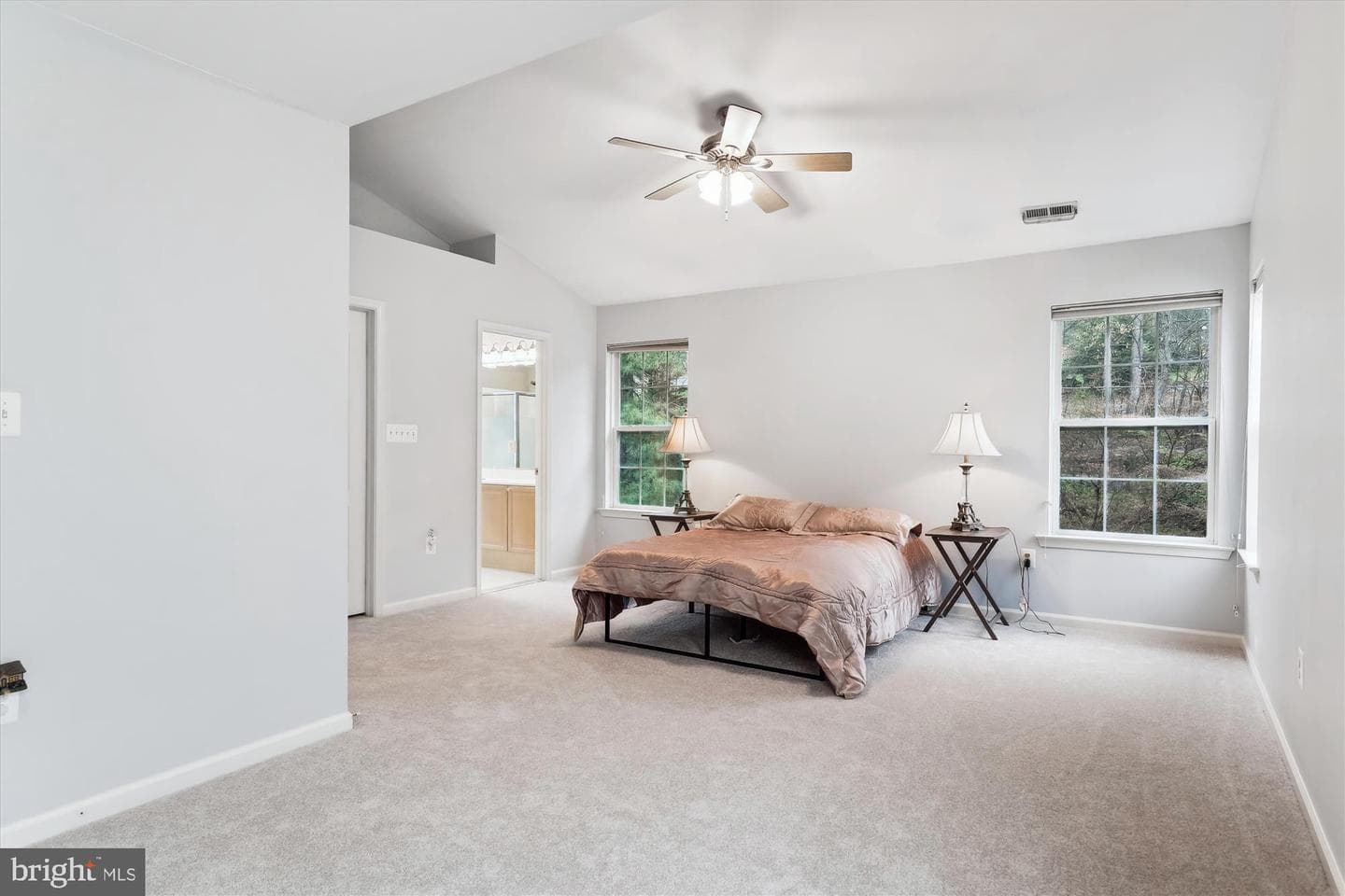 9731 Fleetwood Way photo 21