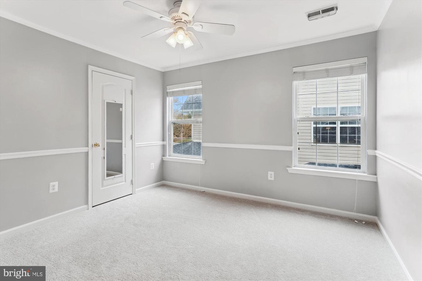 9731 Fleetwood Way photo 26