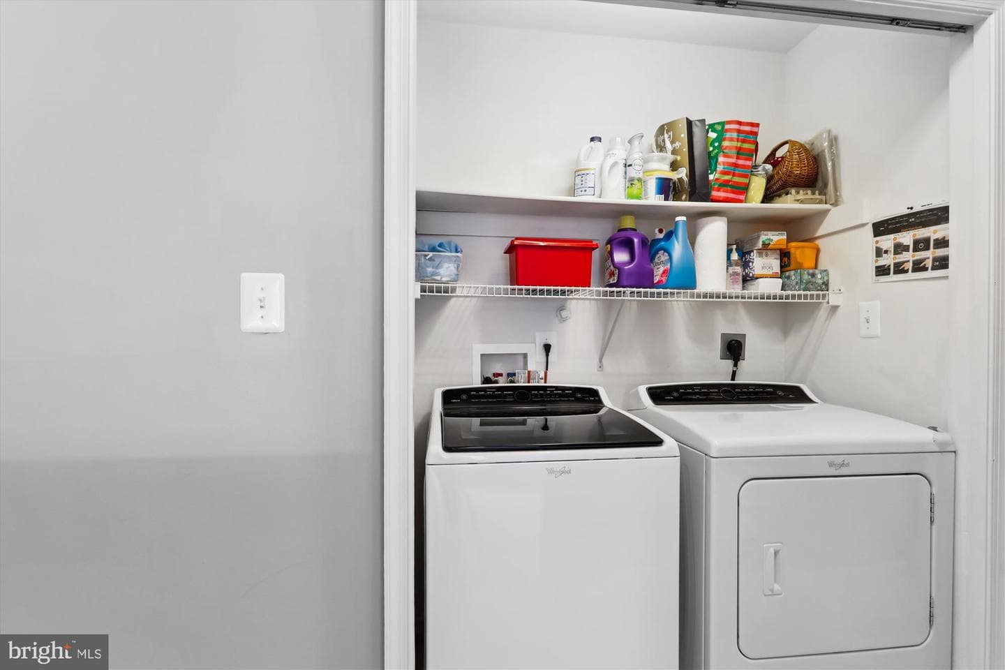9731 Fleetwood Way photo 32