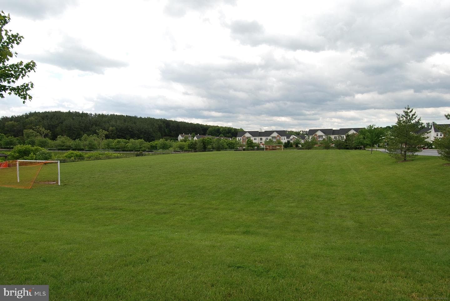 9731 Fleetwood Way photo 37