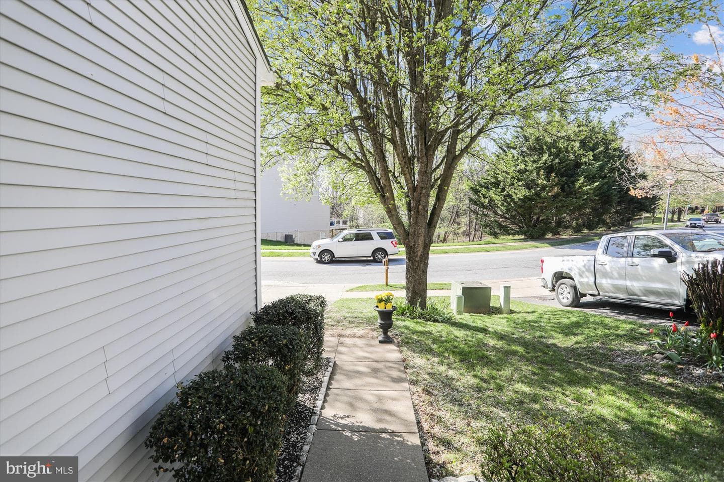 9731 Fleetwood Way photo 5