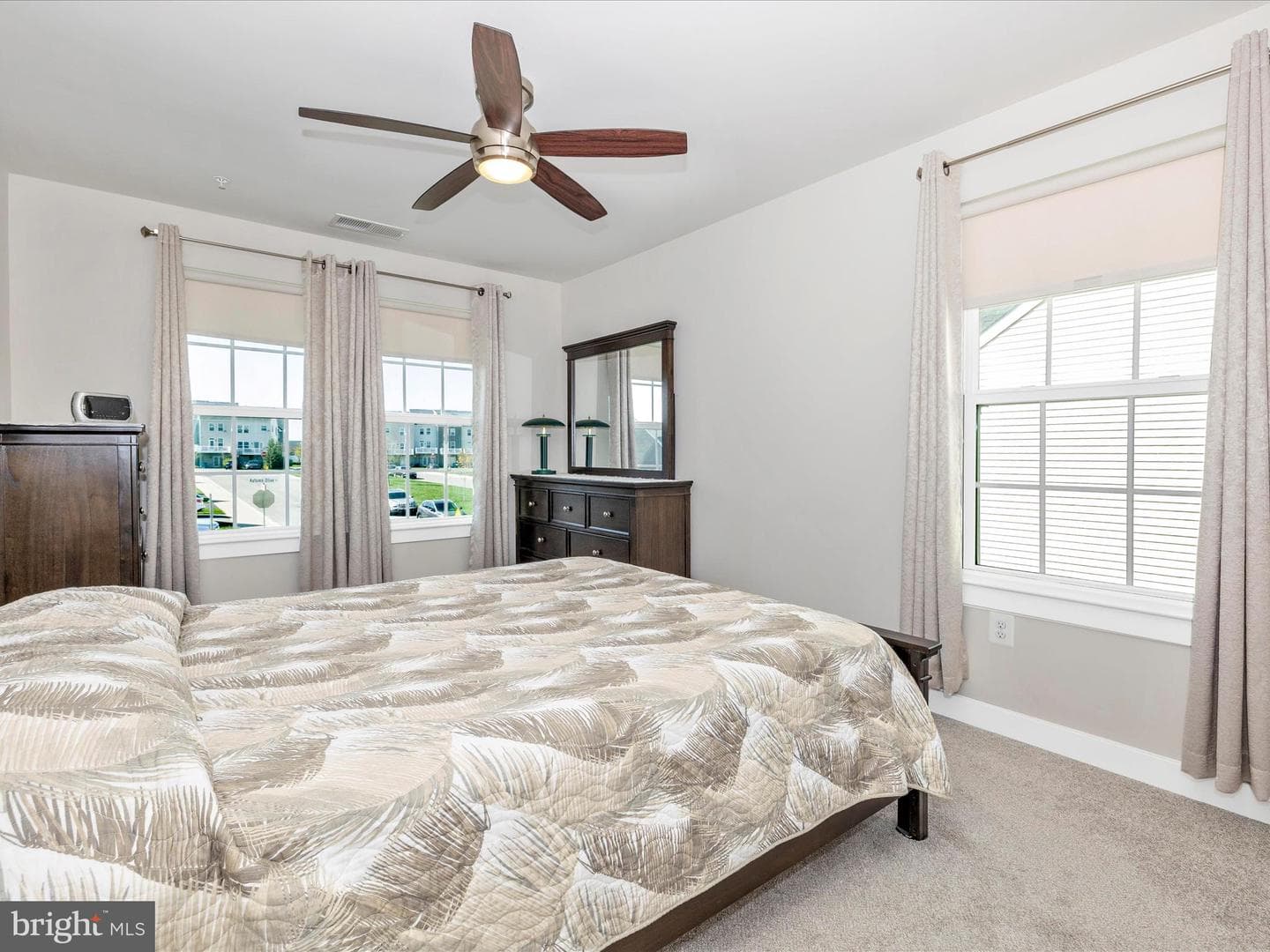 6538 Autumn Olive Drive photo 34
