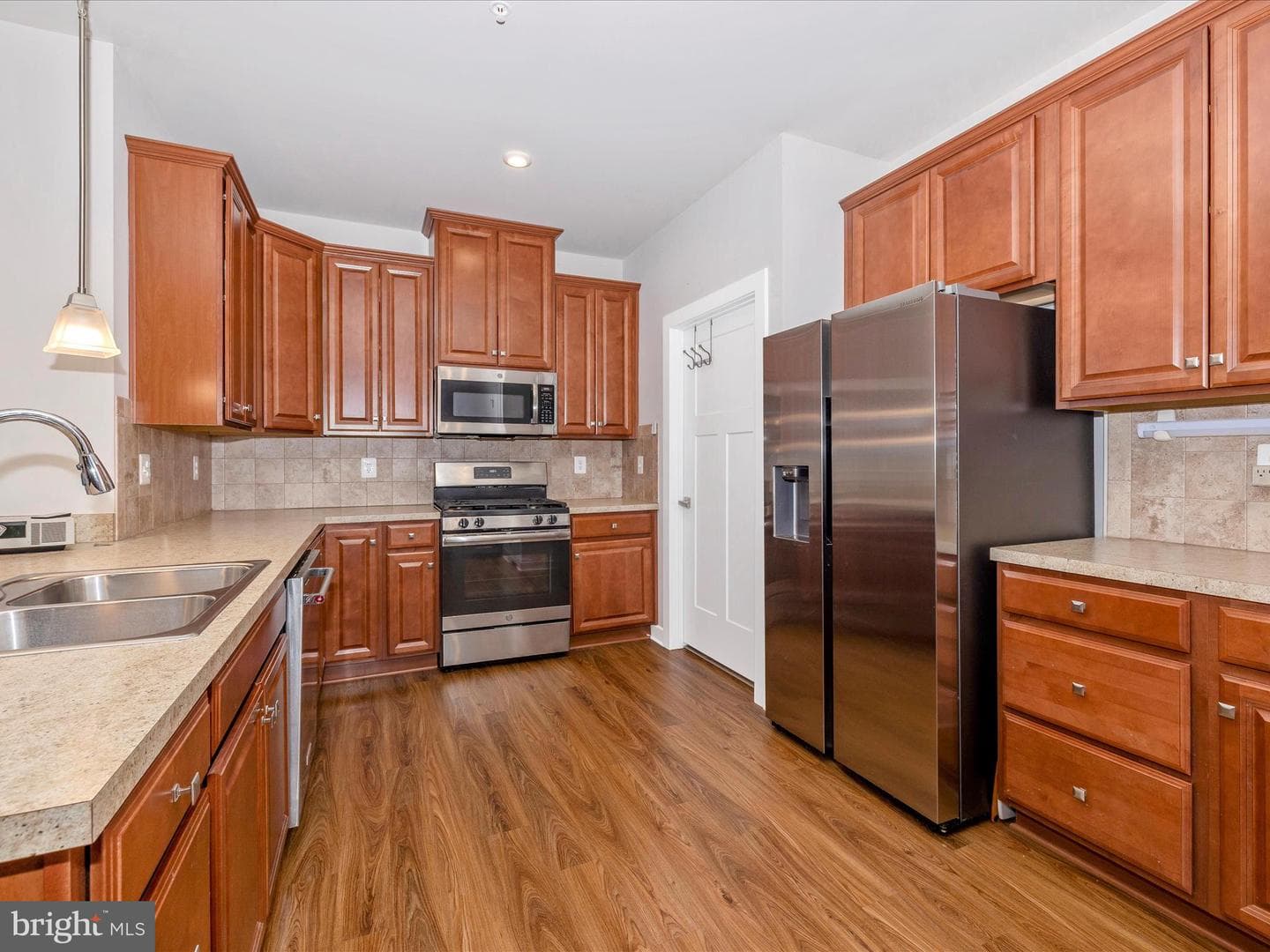 6538 Autumn Olive Drive photo 7
