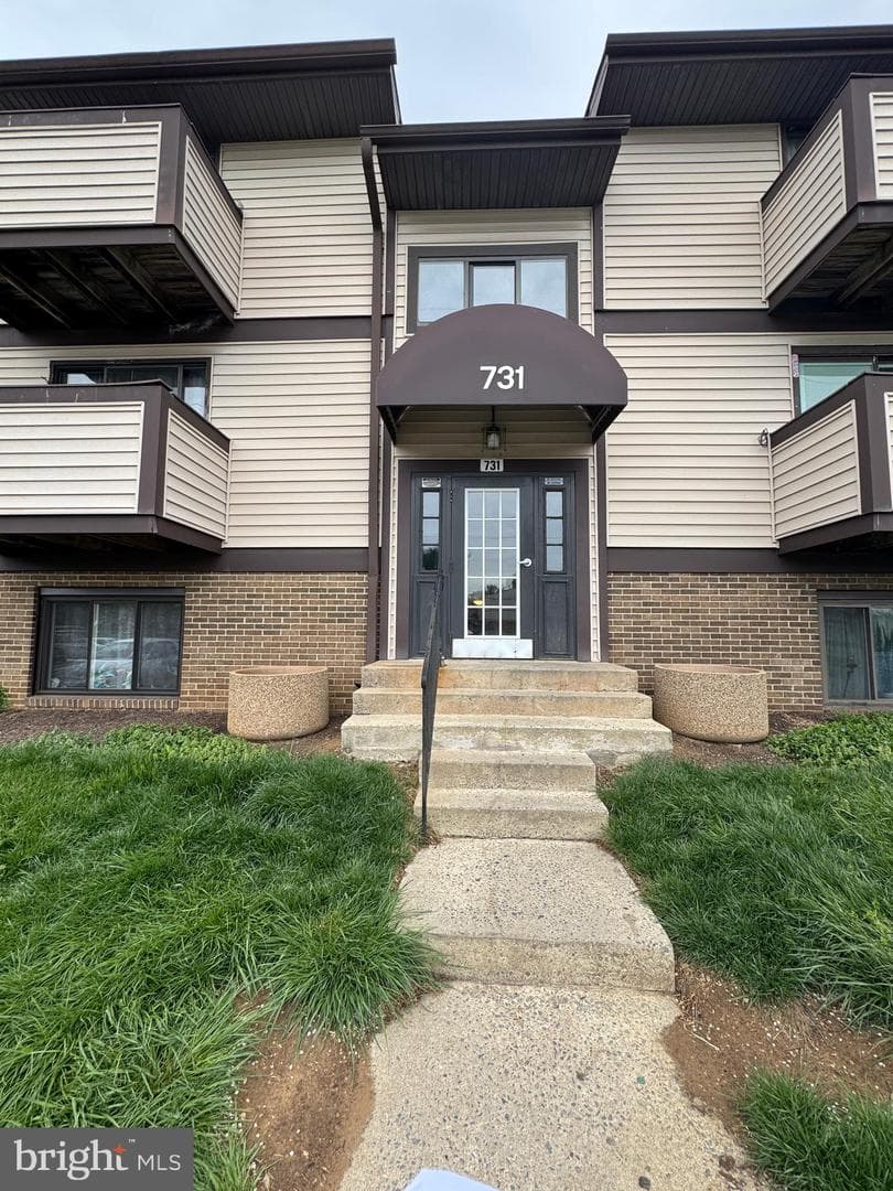731 Heather Ridge Drive #f photo 2