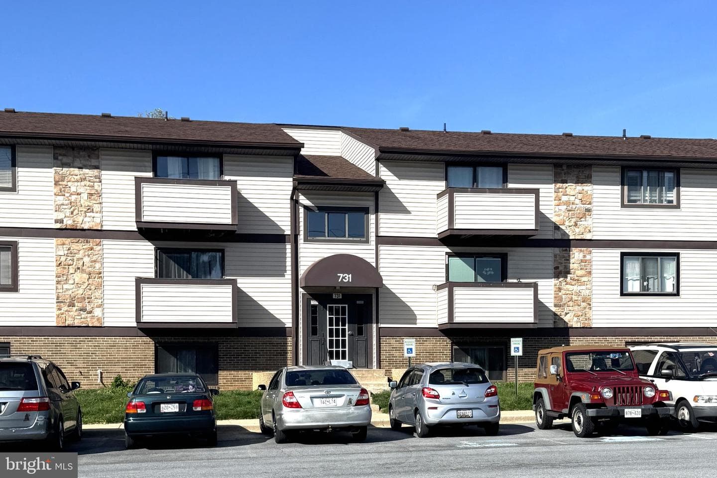 731 Heather Ridge Drive #f photo 5